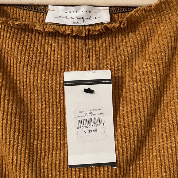 Yellow off shoulder top. - Picture 2 of 3